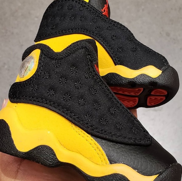 jordan 13 black and yellow toddler